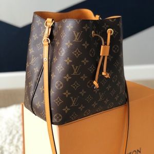 SOLD- Louis Vuitton NeoNoe in Safran + Extras! 😍